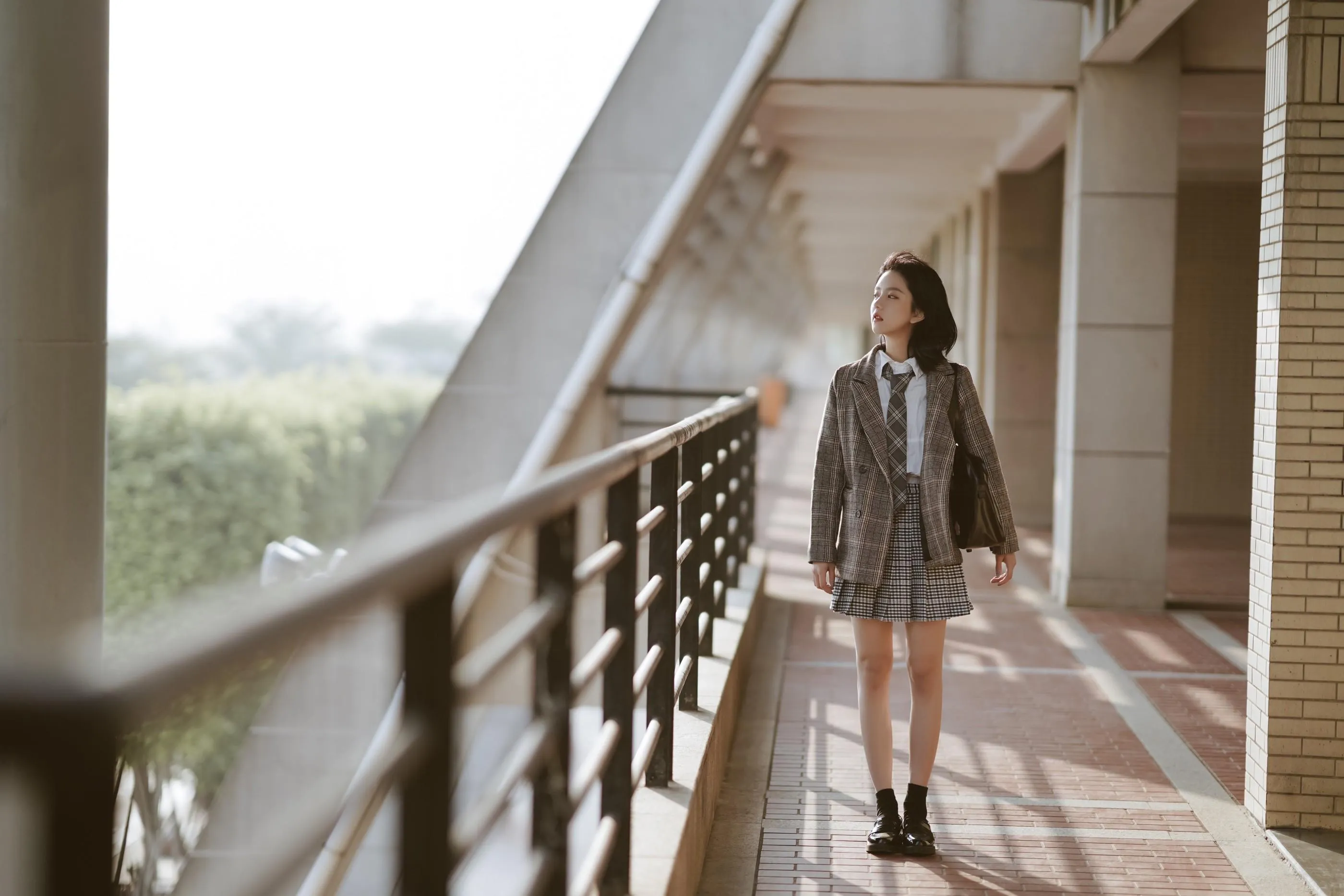 [艺图语] 2022.05.22 你的眼中明暗交杂一笑生花 Enndme [34P]插图7